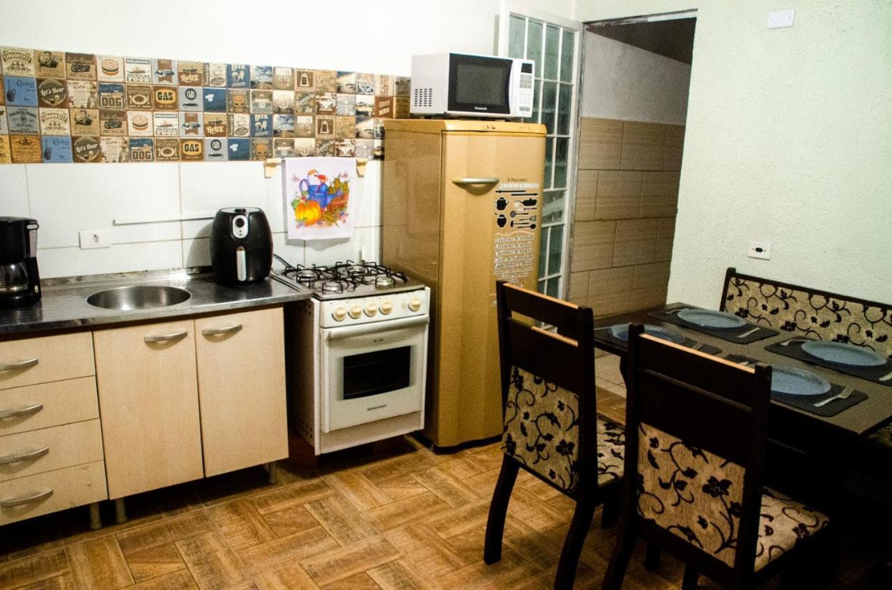 Casa Prox.Aeroporto/10Minutos Do Centro Curitiba Lägenhet Exteriör bild