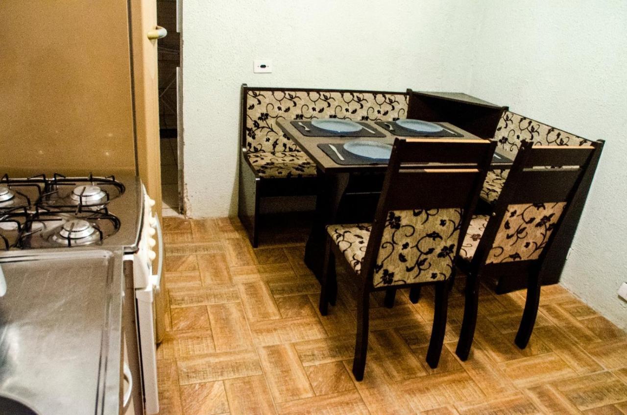 Casa Prox.Aeroporto/10Minutos Do Centro Curitiba Lägenhet Exteriör bild